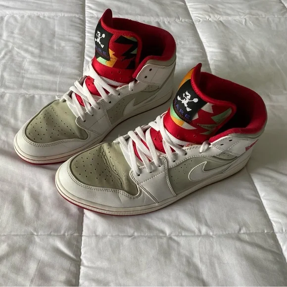 Nike Air Jordon 1 Mid ‘Hare’ 2015 Sneaker